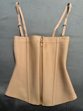 SKIMS Core Sculpting Waist Cincher Zip-Front